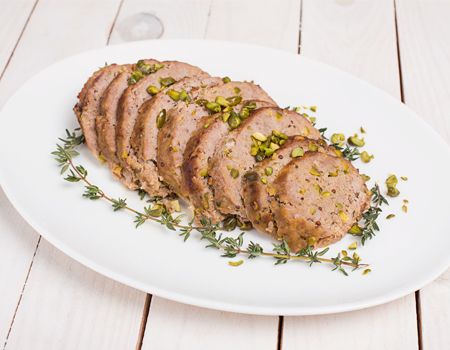 Pikkpoiss pistaatsiap&auml;hklitega