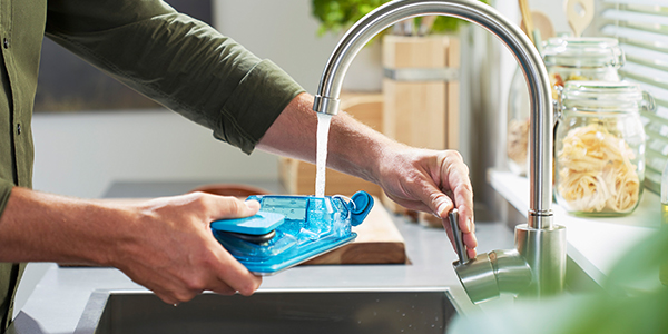 Juhtmeta tolmuimeja SpeedPro Max Aqua t&auml;idetav veepaak