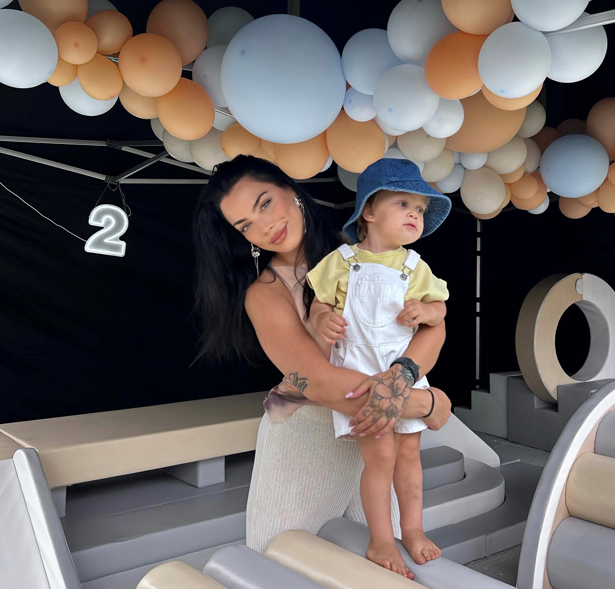 Zīdī&scaron;anas pieredzes stāsts