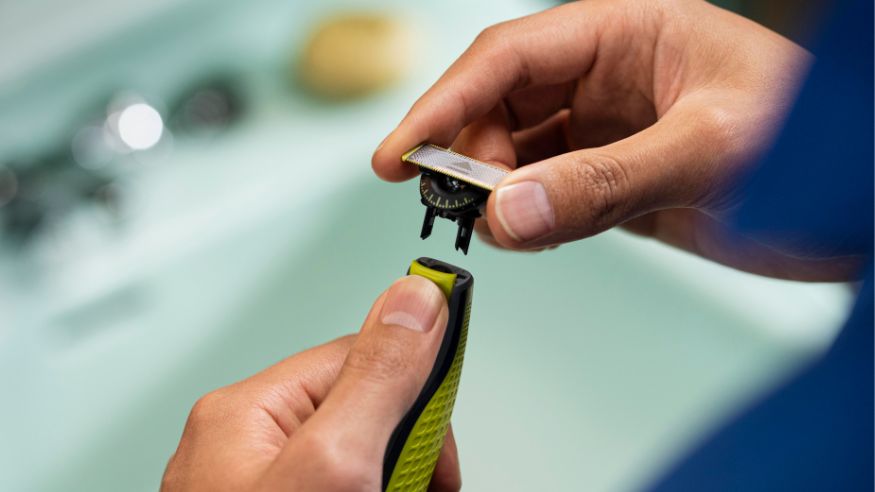 Obejrzyj film prezentacyjny i dowiedz się więcej o ostrzach do OneBlade 